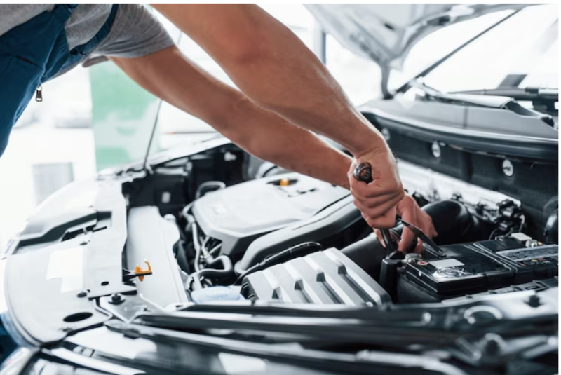 Battery Replacement Services in Dubai